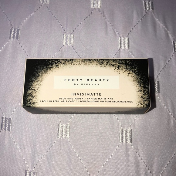 Fenty Beauty by Rihanna Blotting paper - Picture 3 of 3
